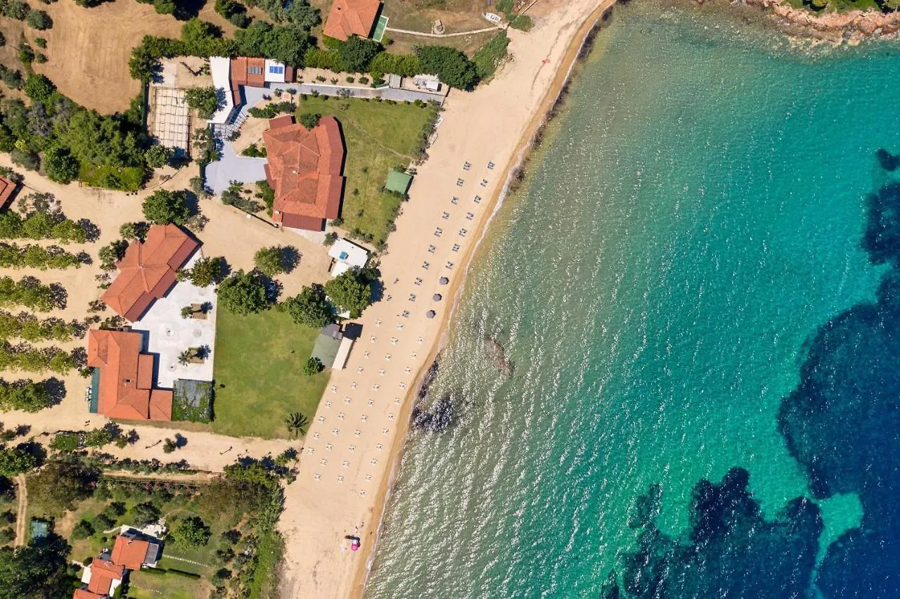 Komitsa Luxury Apartments Nea Roda 2*,  Greece