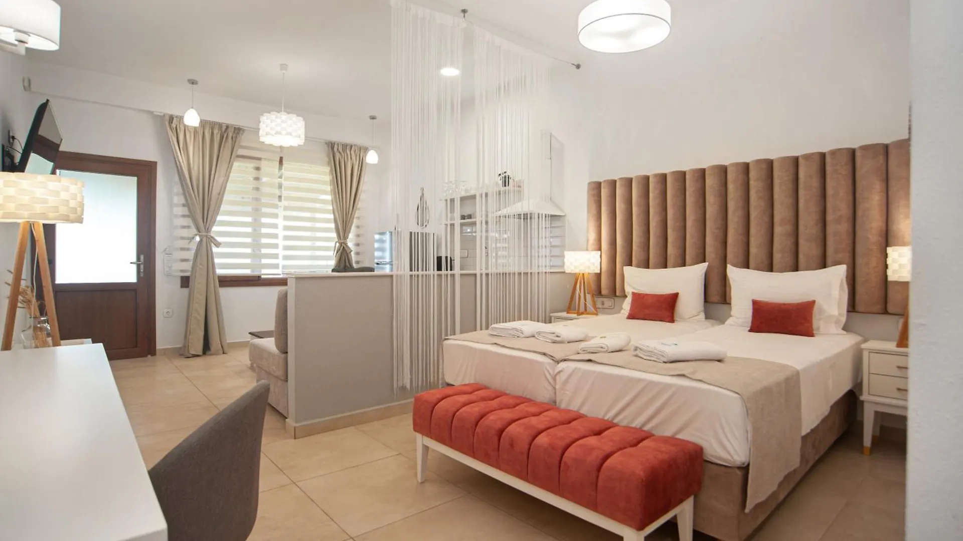 Komitsa Luxury Apartments Νέα Ρόδα