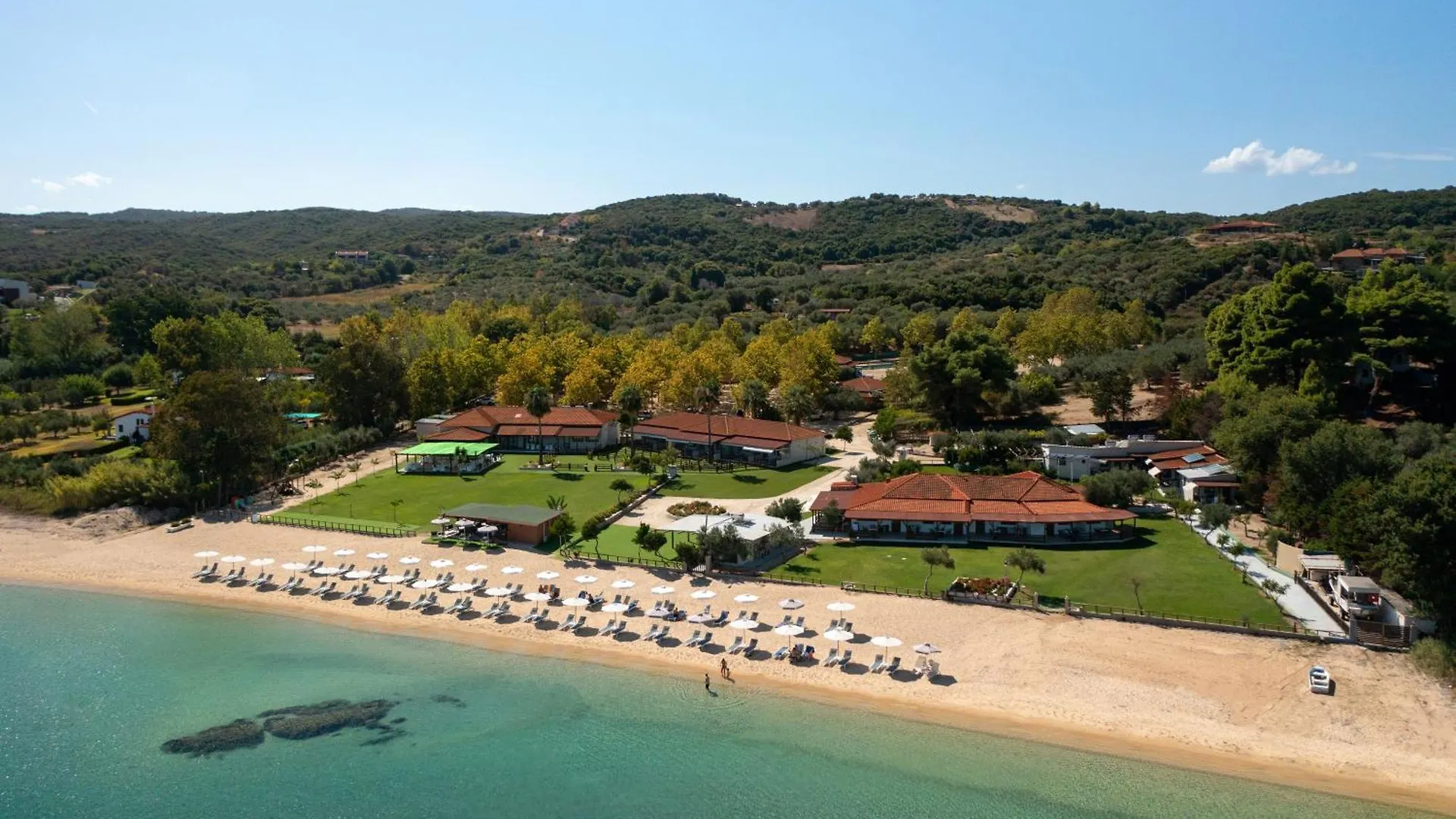 Ξενοδοχείο με διαμερίσματα Komitsa Luxury Apartments Νέα Ρόδα