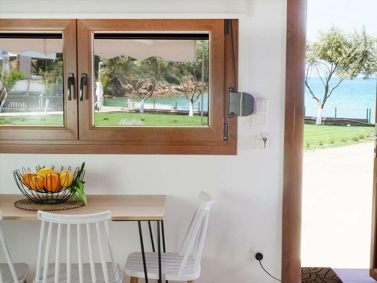 Komitsa Luxury Apartments Νέα Ρόδα 2*,