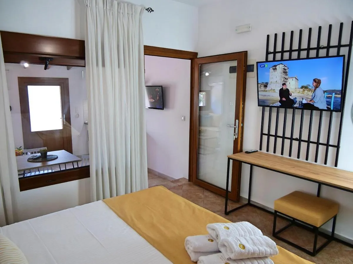 Ξενοδοχείο με διαμερίσματα Komitsa Luxury Apartments Νέα Ρόδα